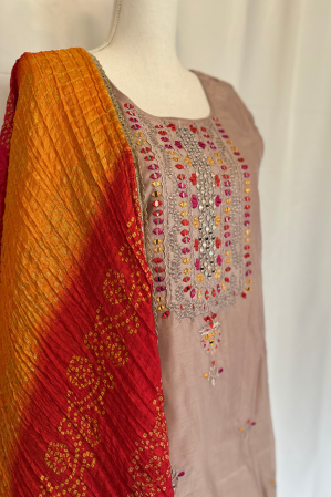 BEIGE SILK EMBROIDERED SUIT SET WITH STRAIGHT PANTS AND BANDINI DUPATTA