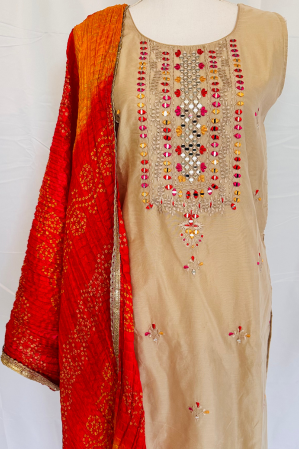 BEIGE SILK EMBROIDERED SUIT SET WITH STRAIGHT PANTS AND BANDINI DUPATTA